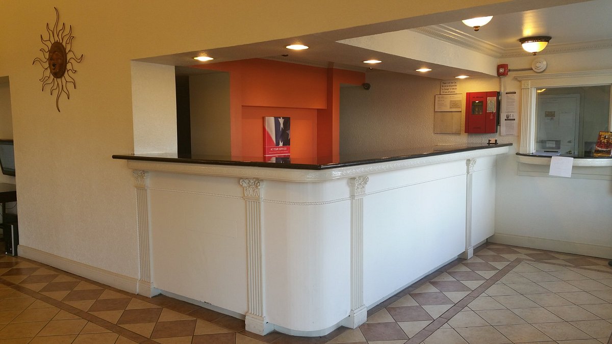 Travelodge By Wyndham Lafayette - photo 6