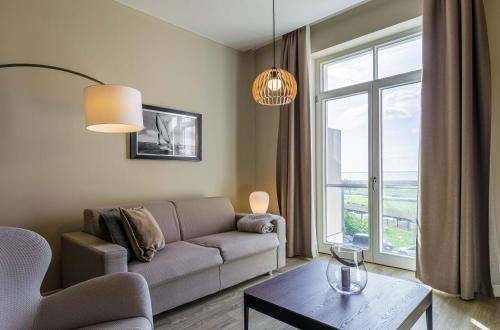 Ostseeglück 5 Sterne Ferienwohnung mit Südbalkon und Blick zum Saaler Bodden — 4-Star Luxury Hotel in Wustrow, Germany