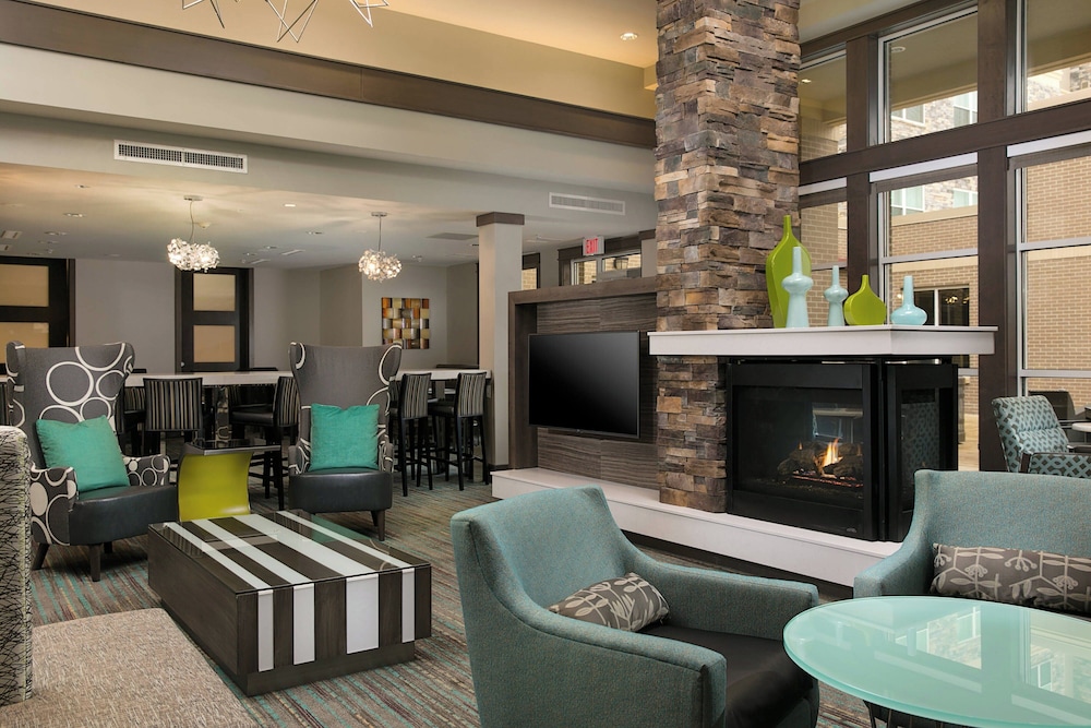 Residence Inn by Marriott Kansas City at The Legends - photo 4