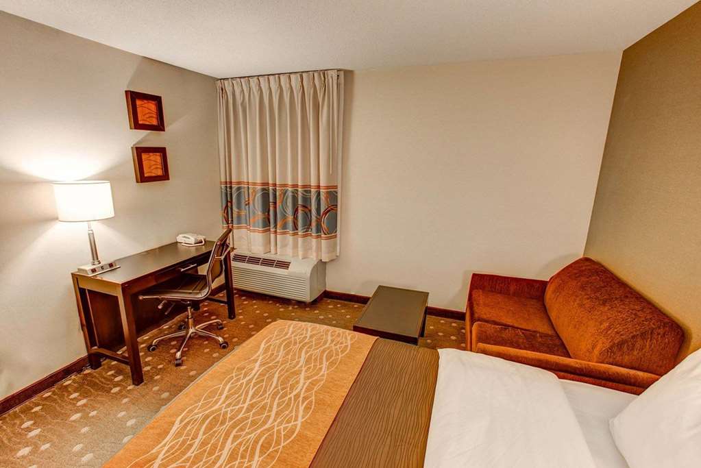 Comfort Inn Pittsburgh Crafton - photo 12