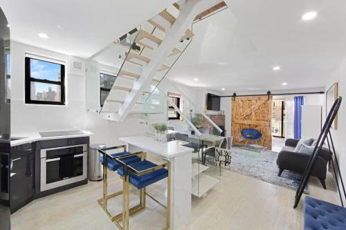75 5C 3Br Luxury Duplex Brand New W&D Elevator — 4-Star Luxury Hotel in New York City, United States