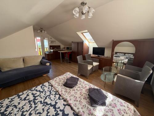 Antras namo aukštas Palangoje atskiras įėjimas in Palanga, Lithuania