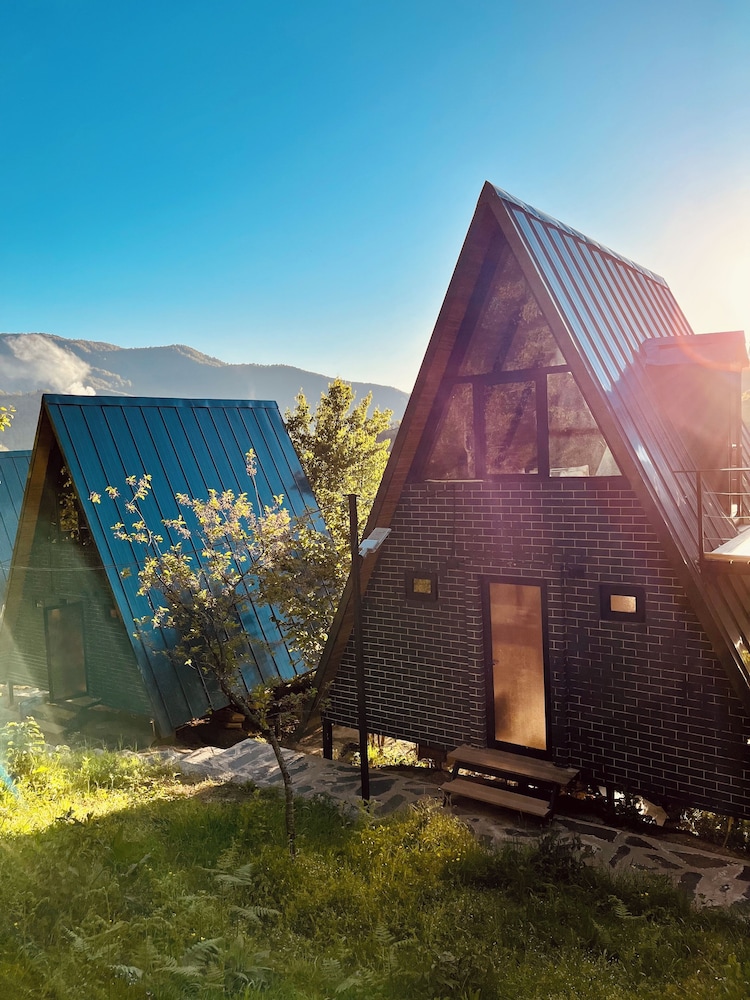 GreenWood Cottages Merisi — 4-Star Luxury Hotel in Keda, Georgia