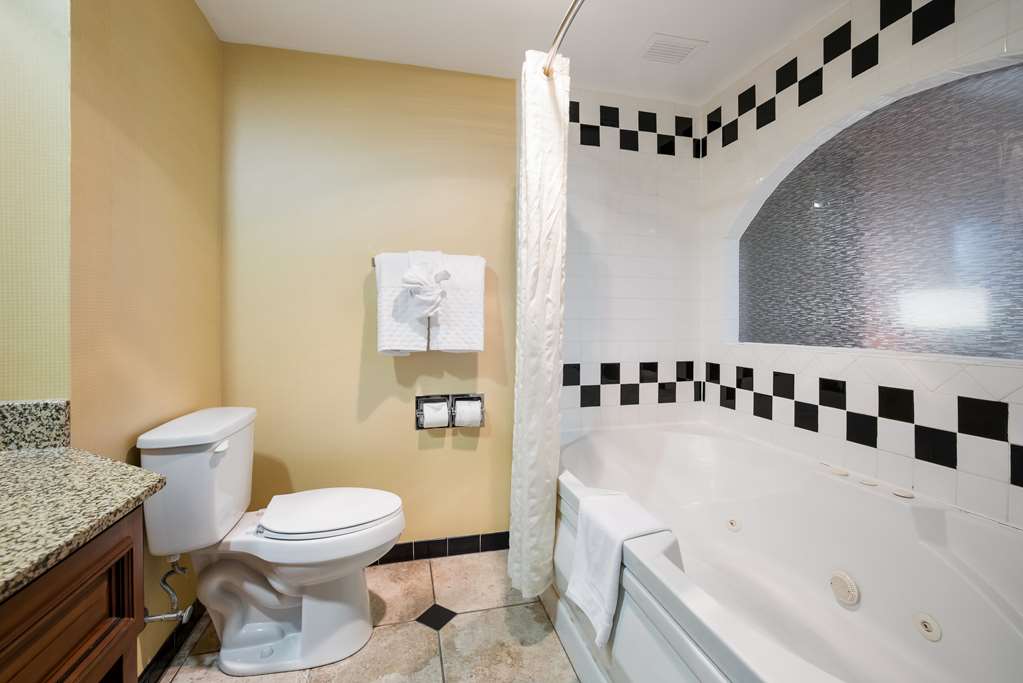 Best Western Grand Victorian Inn - photo 24