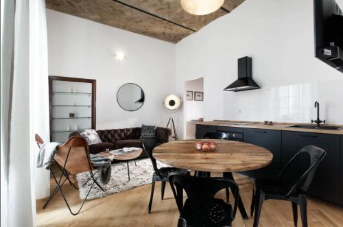 Residenza Flavia — 4-Star Luxury Hotel in Rome, Italy