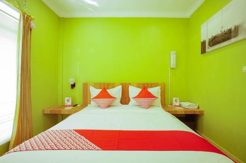 Orange Hotel - carbon neutral hotel in Labuan Bajo