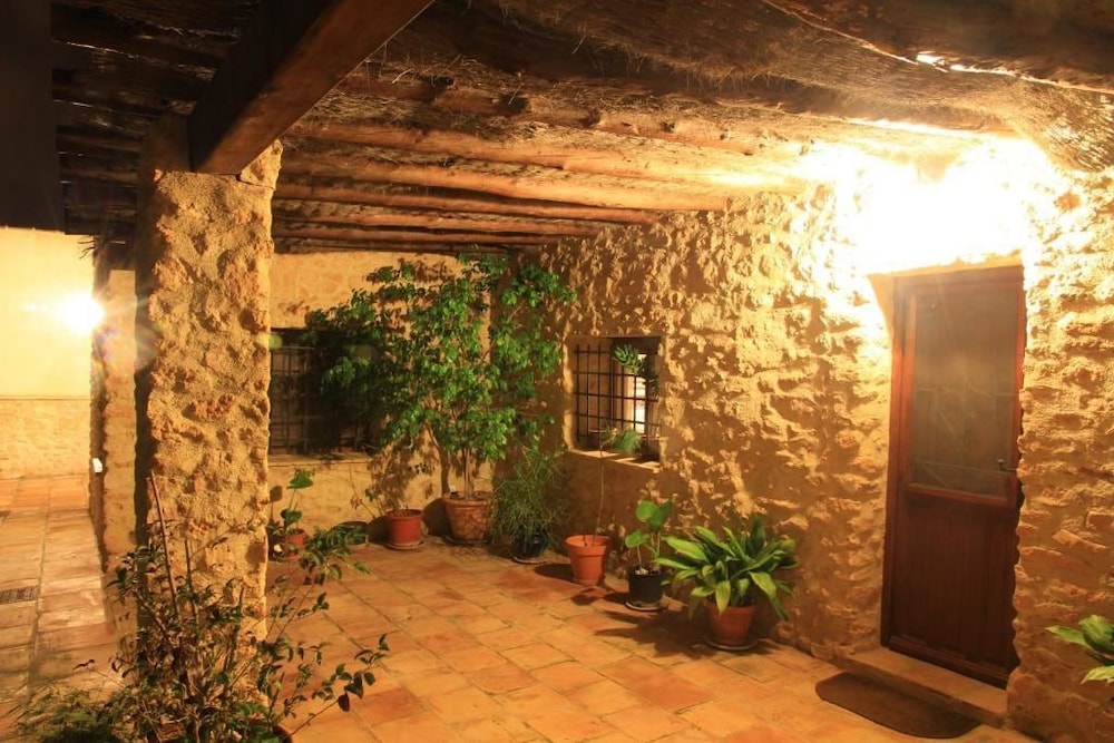 Alojamientos Rurales Cortijo Las Golondrinas — hotel in Alhama De Murcia