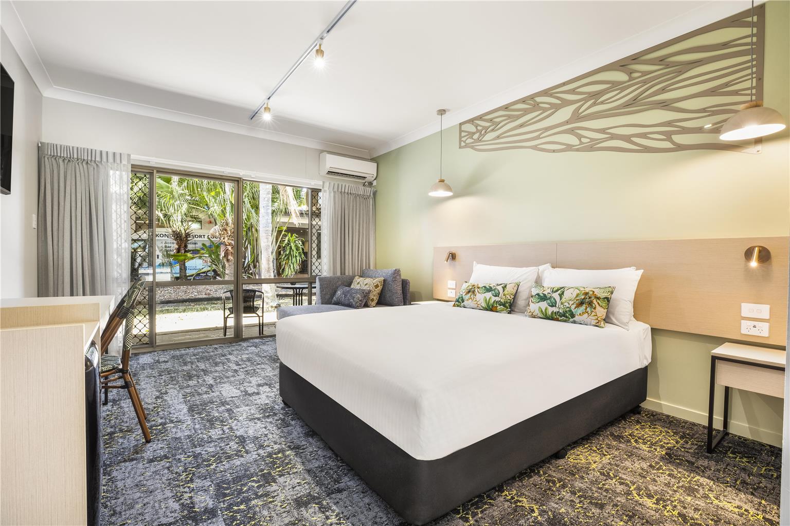 Nightcap at Kondari Resort - carbon neutral hotel in Australia