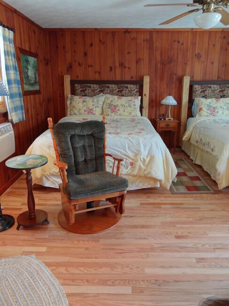 The Homestead Inn - photo 34