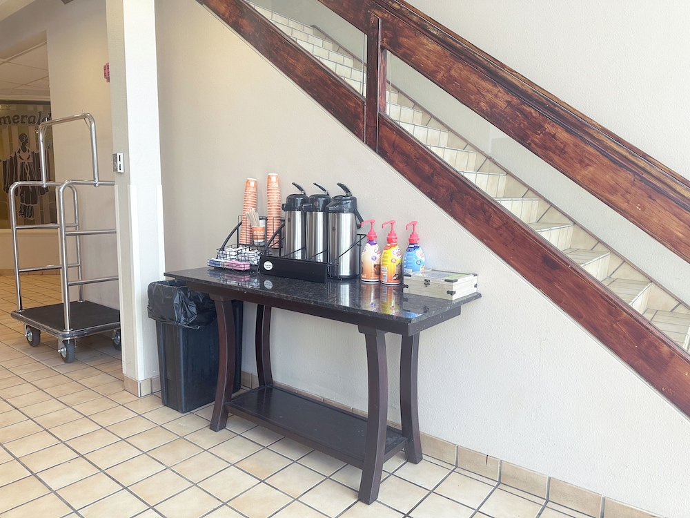 Quality Inn & Suites Fort Collins East - photo 22