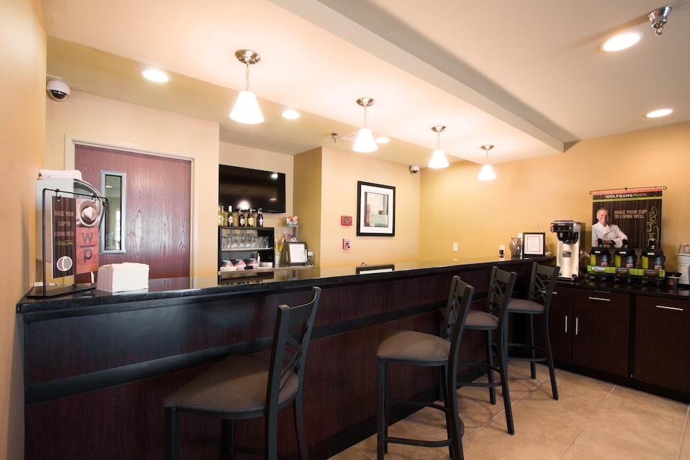 Cobblestone Inn & Suites Eads - photo 37