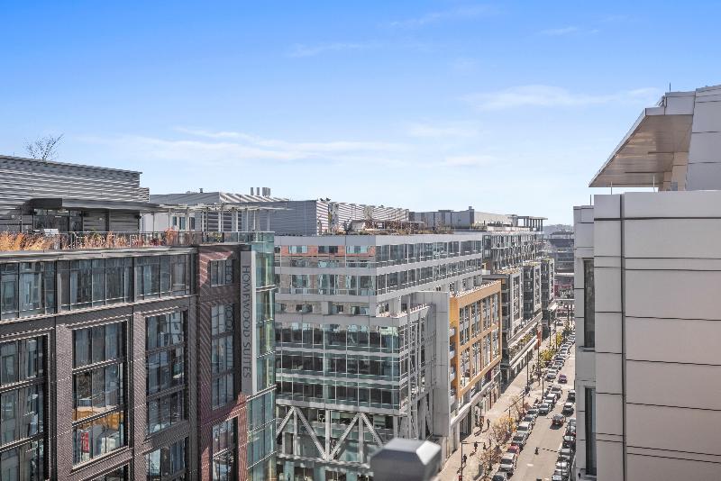 Coda On Half A Placemakr Experience in Washington, United States