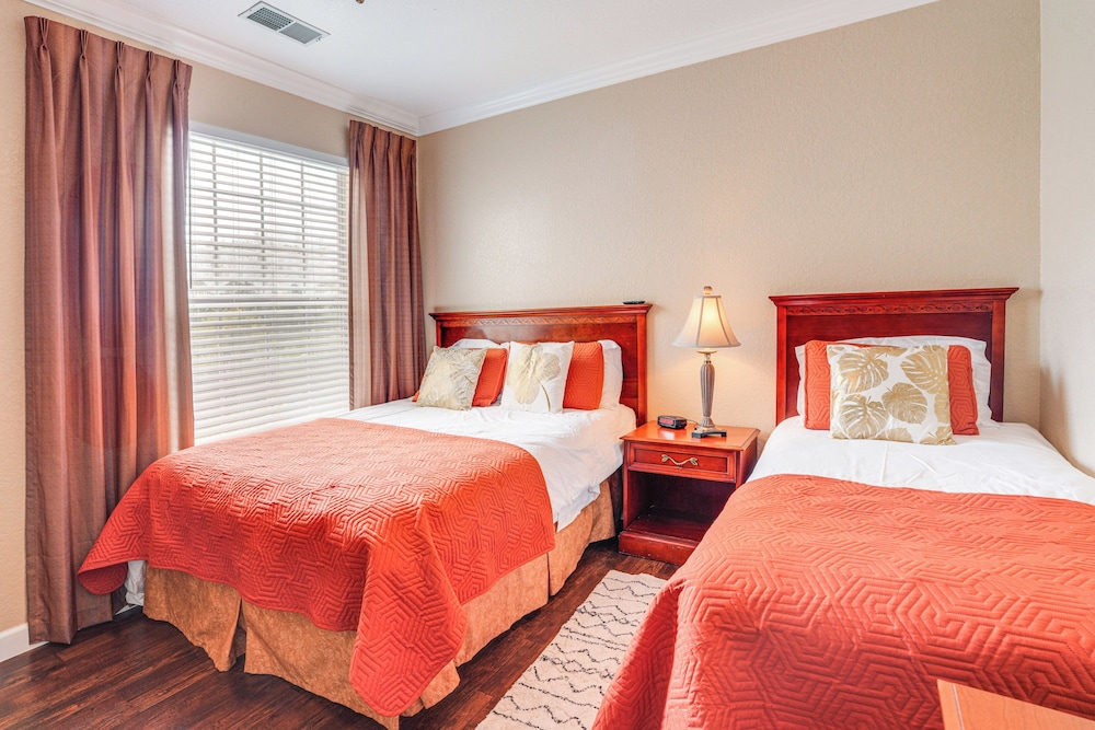 10 Mi to Wdw: Tuscana Condo w Resort Access - photo 18