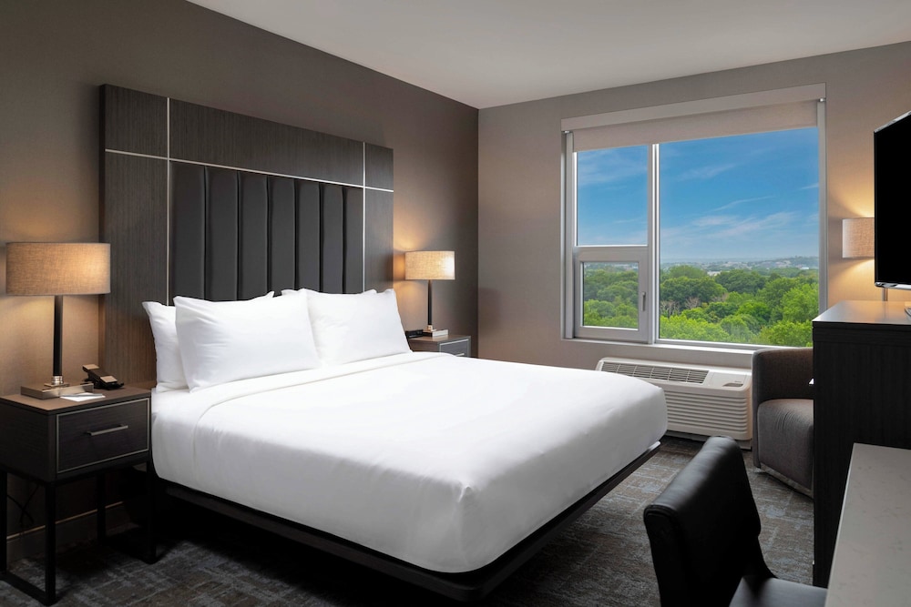 Fairfield Inn & Suites by Marriott Boston Medford - photo 10