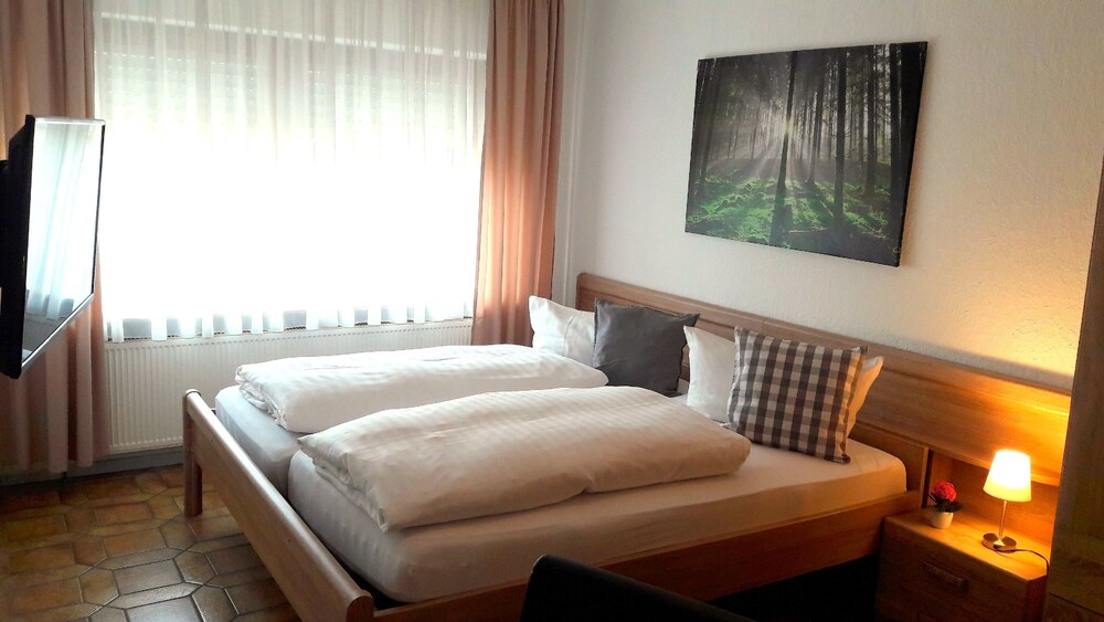 Gasthof & Hotel Seelbacher Hof — hotel in Herborn