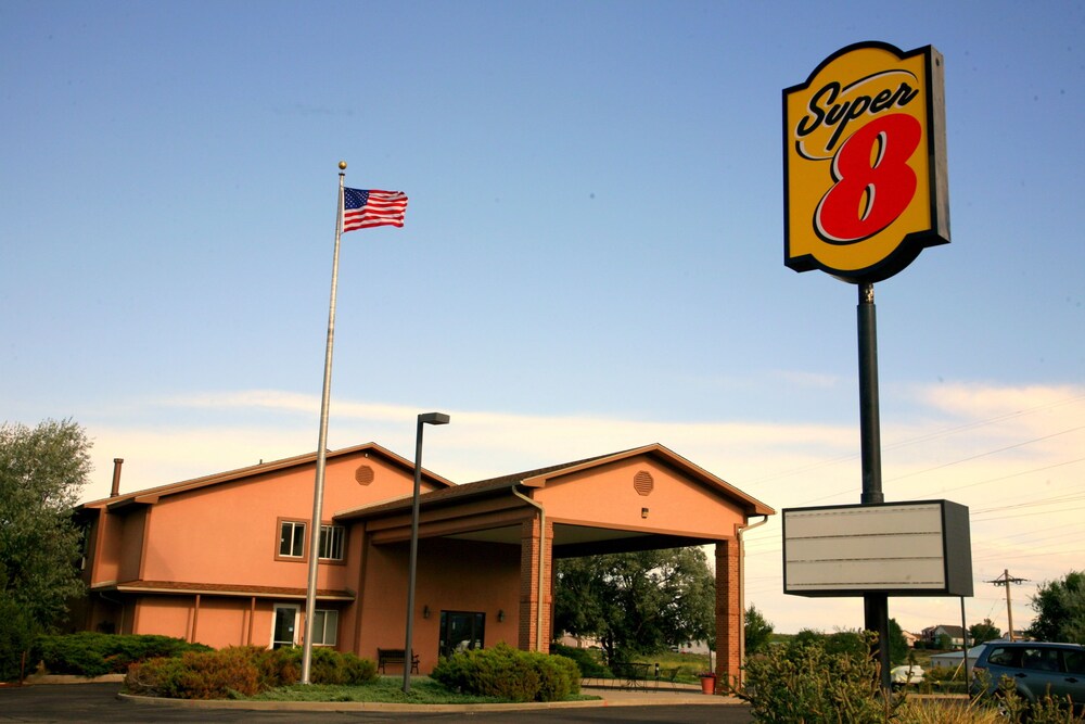 Super 8 by Wyndham Florence CO - featured photo