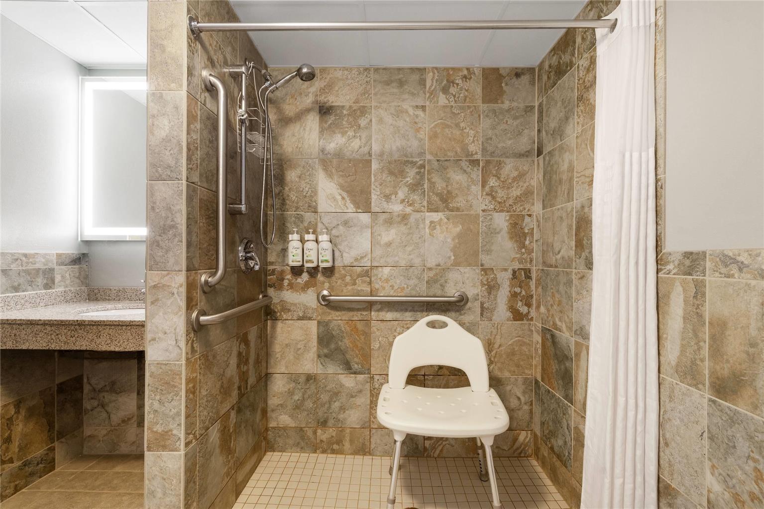 AmericInn by Wyndham Chamberlain Conference Center - photo 30