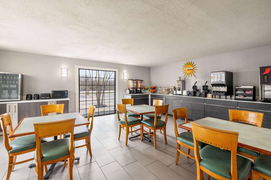 La Quinta Inn by Wyndham San Antonio Lackland - photo 50