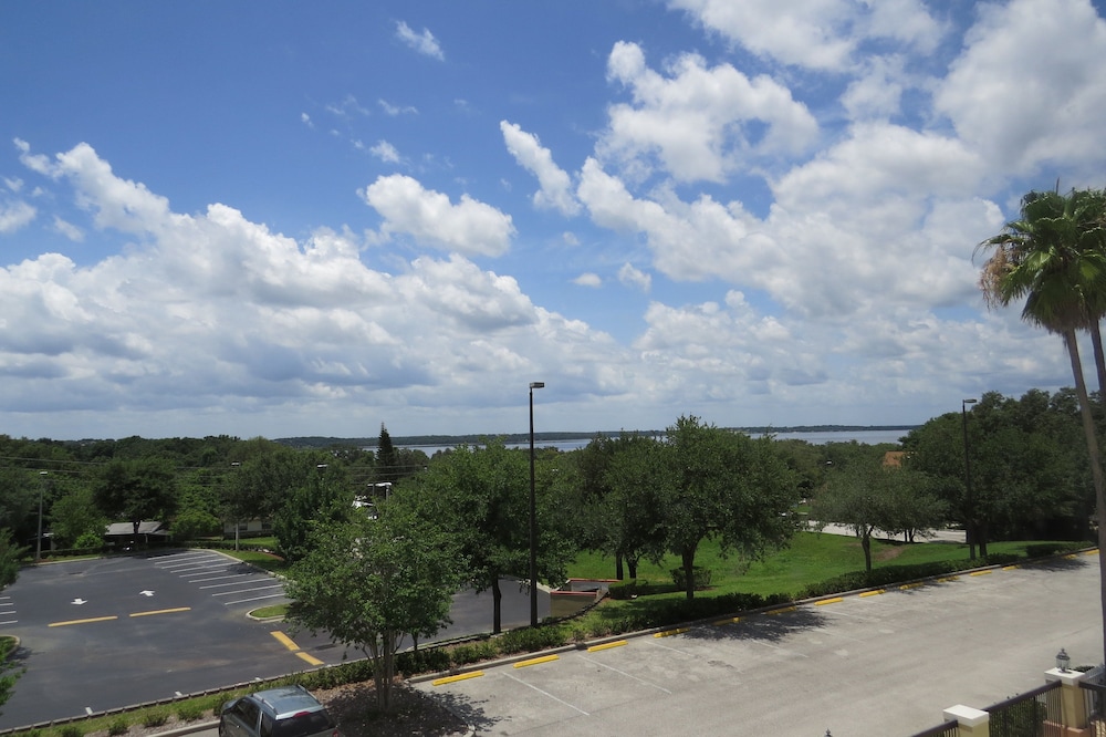 Holiday Inn Express Clermont by IHG - photo 33