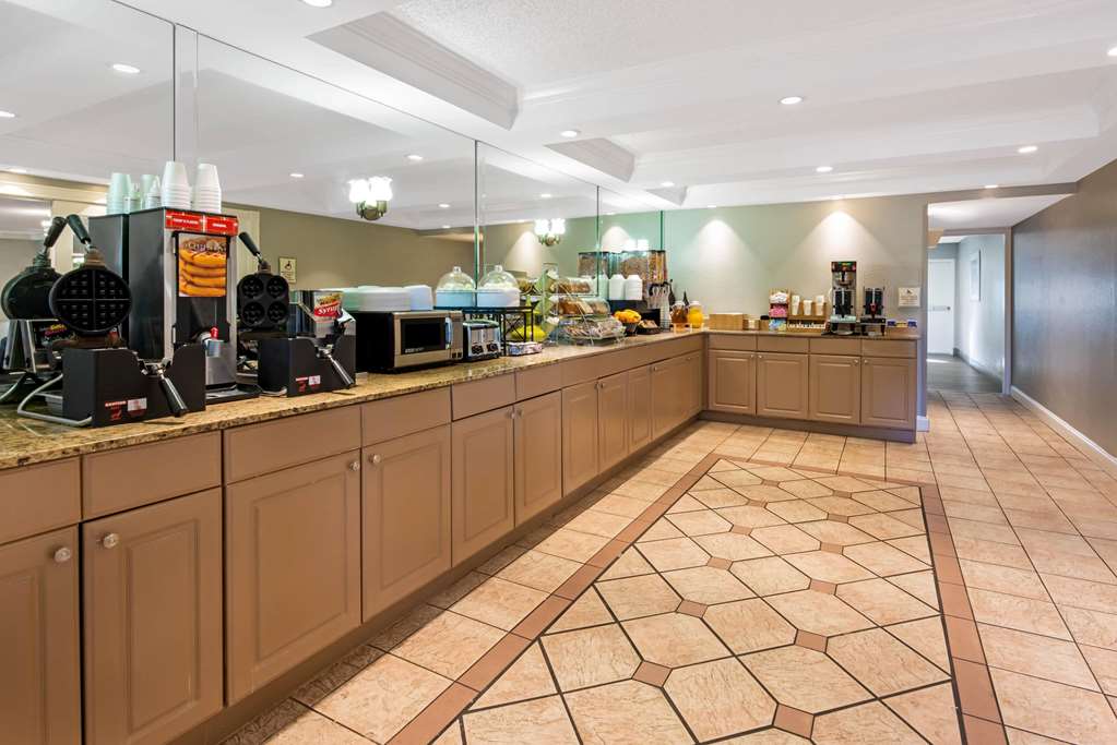 La Quinta Inn by Wyndham West Palm Beach Florida Turnpike - photo 56