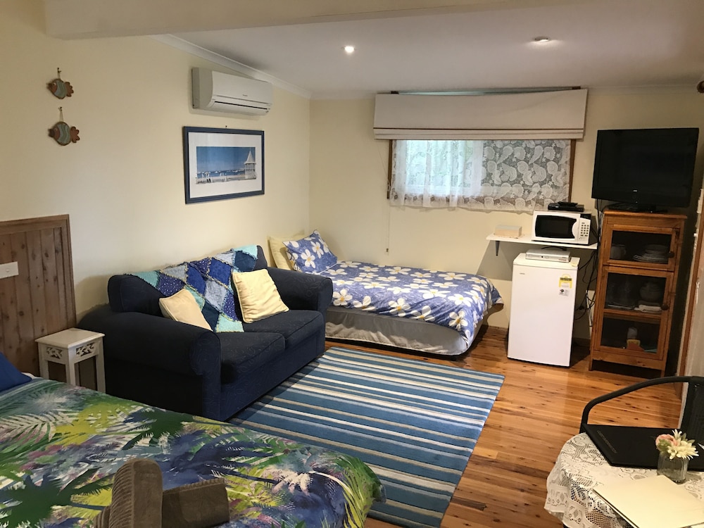 Aussie Golf Ranch — 4-Star Luxury Hotel in Cowes, Australia