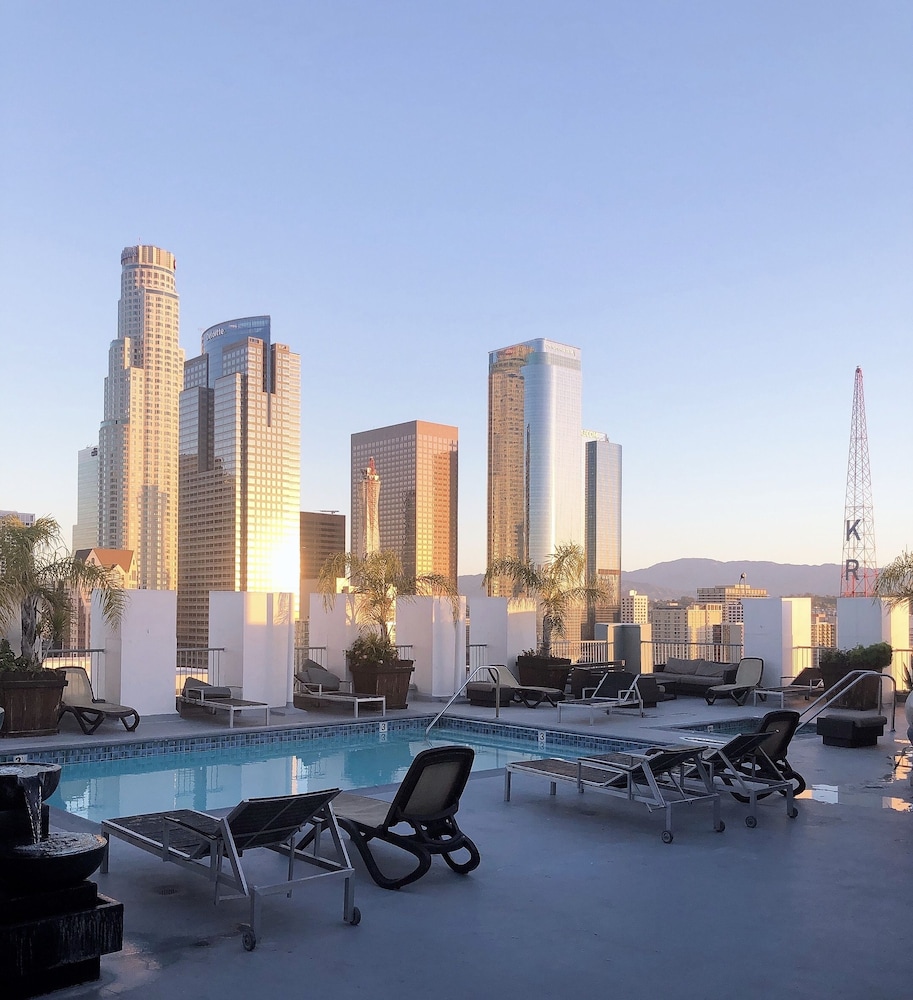 Loft On Spring - carbon neutral hotel in Los Angeles