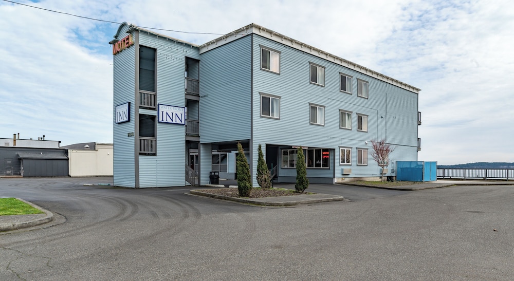Water Front Inn - photo 40