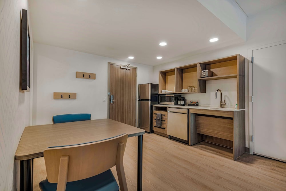 Home2 Suites By Hilton Boone - photo 24