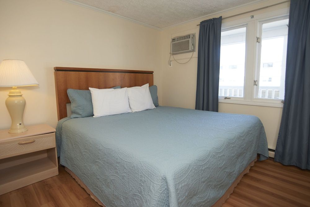 Marguerite Motel - photo 13
