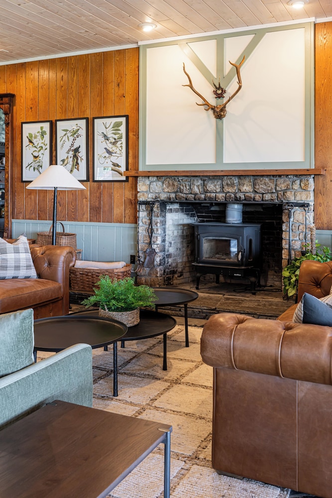Switzerland Inn — Spruce Pine — photo 4