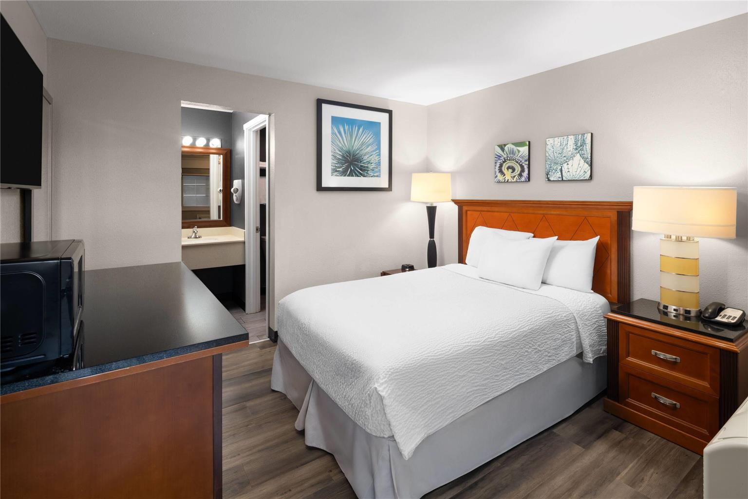 Basecamp Puyallup a Travelodge by Wyndham - photo 12