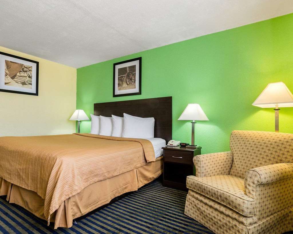 Quality Inn Liberal - photo 6