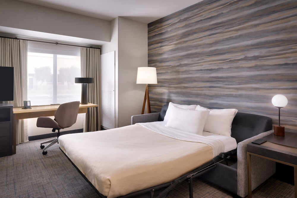 Residence Inn by Marriott La Quinta - photo 16