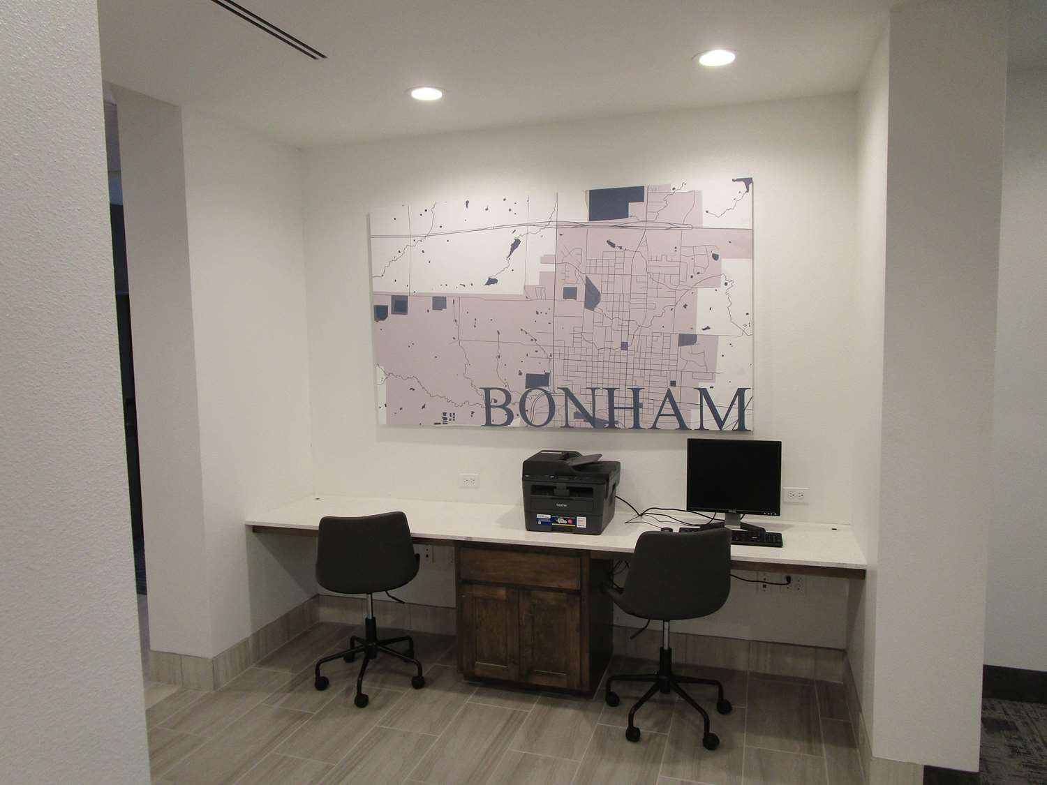 Reddy Hotel Bonham - photo 16