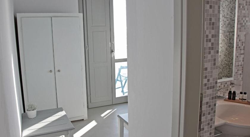 Myconian Inn — Mykonos — photo 3