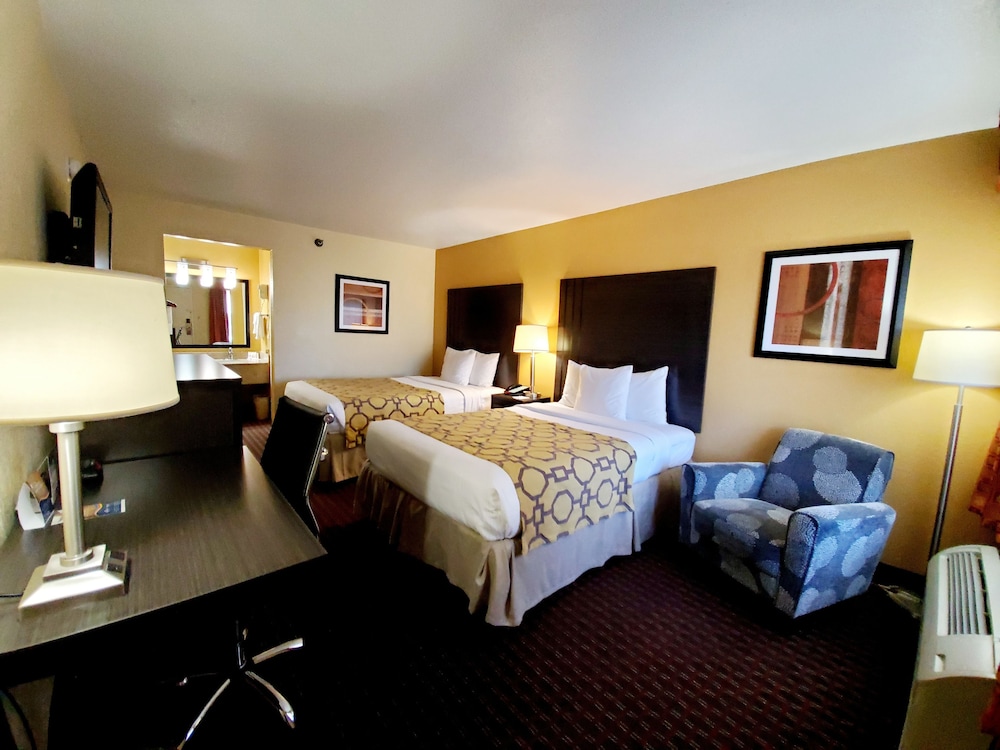 Baymont by Wyndham Goodlettsville Nashville - photo 6