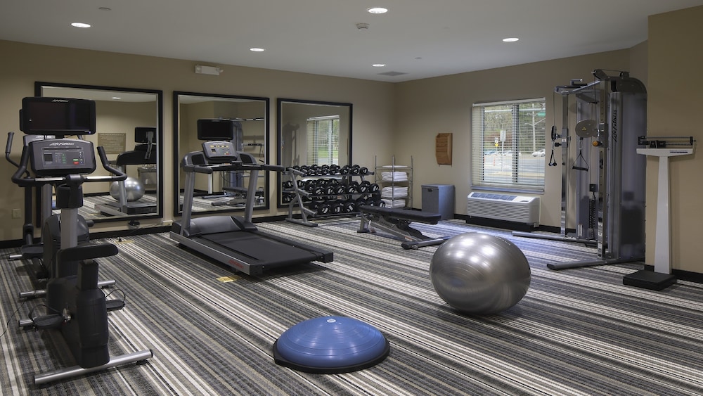 Candlewood Suites Newark South University Area by IHG - photo 12