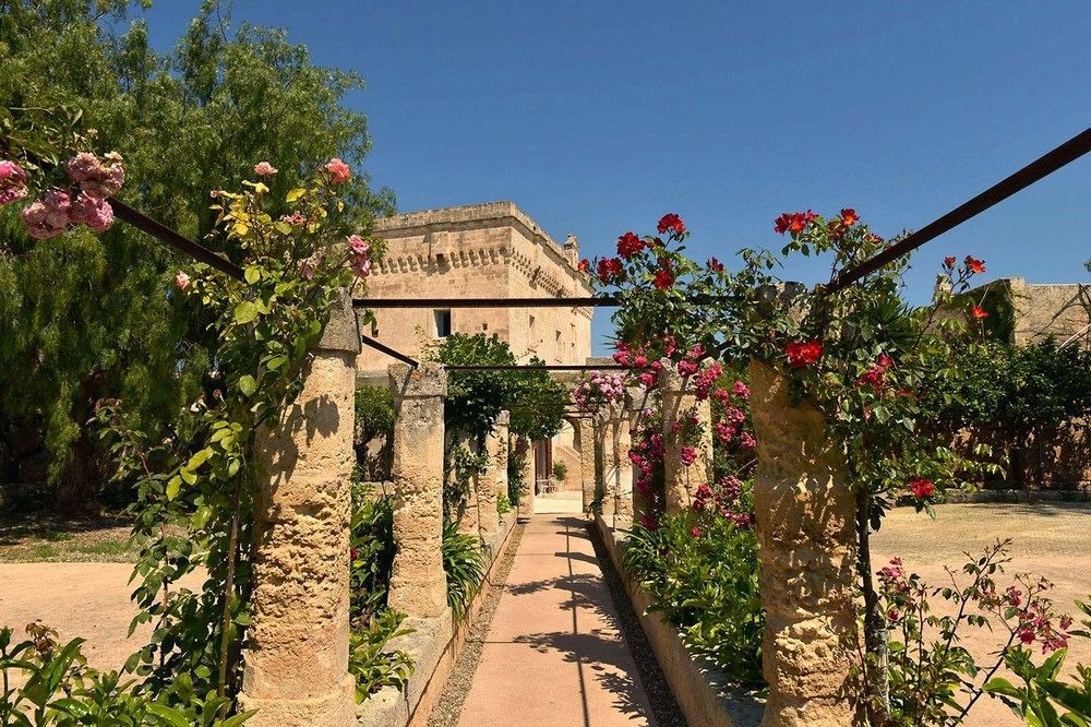 Masseria Garrappa — 4-Star Luxury Hotel in Fasano, Italy