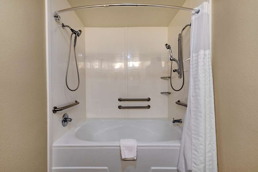 Comfort Inn & Suites Texas Hill Country - photo 19