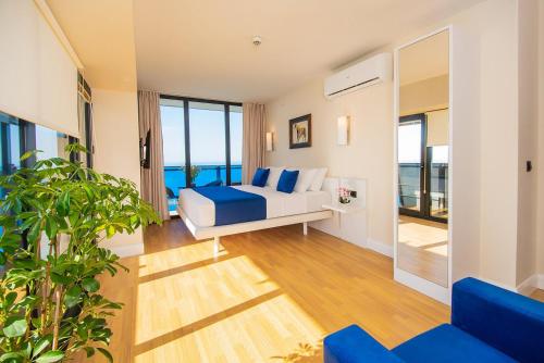 Apartment in Orbi City