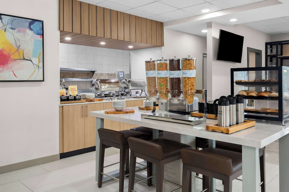 Hilton Garden Inn Lexington Georgetown - photo 38