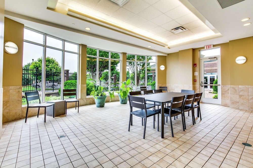 Hilton Garden Inn Louisville Airport - photo 36