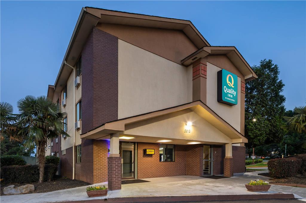 Quality Inn Atlanta Airport Central - photo 8