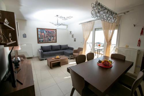 Kathys Sea View Apartment — 4-Star Luxury Hotel in Kavala, Greece