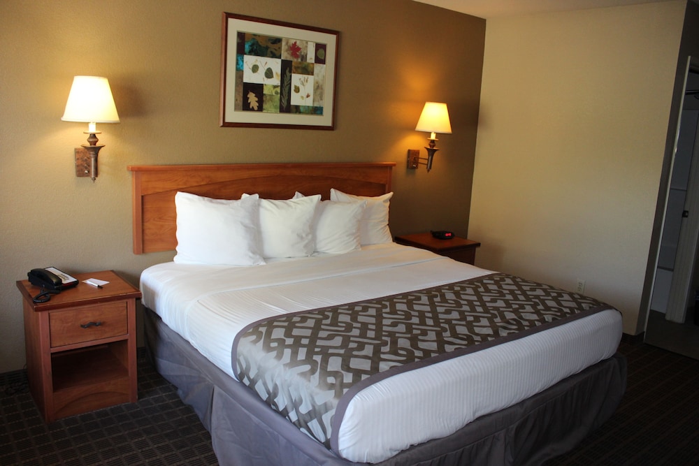 Cajon Pass Inn - photo 8