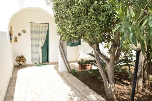 Da Silvia a due passi dal mare — 4-Star Luxury Hotel in San Vito Lo Capo, Italy