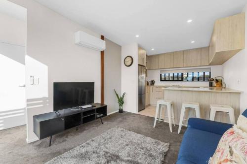 Lovely Tauranga 2 Bed Home — 4-Star Luxury Hotel in Tauranga, New Zealand