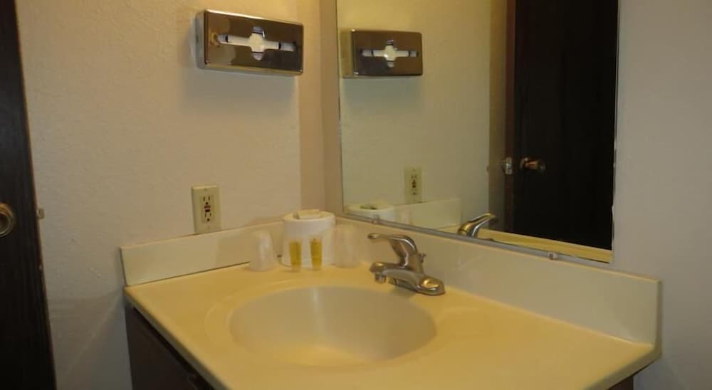 Longhorn Casino & Hotel - photo 20