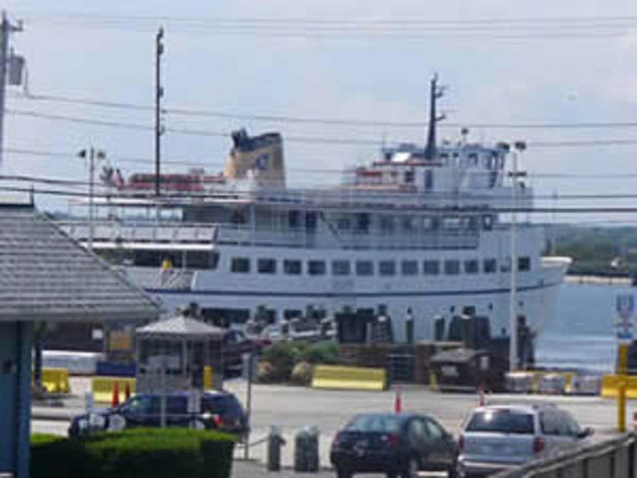 Lighthouse Inn of Galilee - photo 5