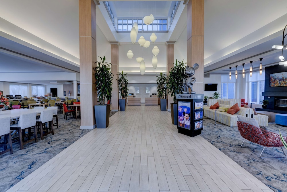 Hilton Garden Inn Anaheim Garden Grove - photo 3